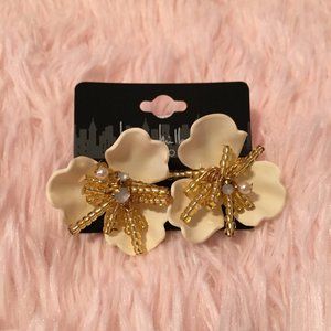 NWT Nicole Miller Flower Beaded Earrings